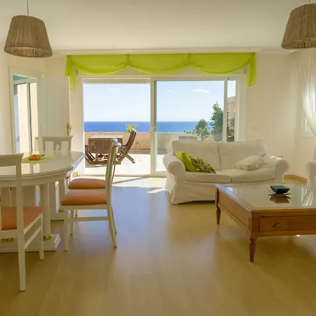 Piso Paraiso La Nea Apartment *
